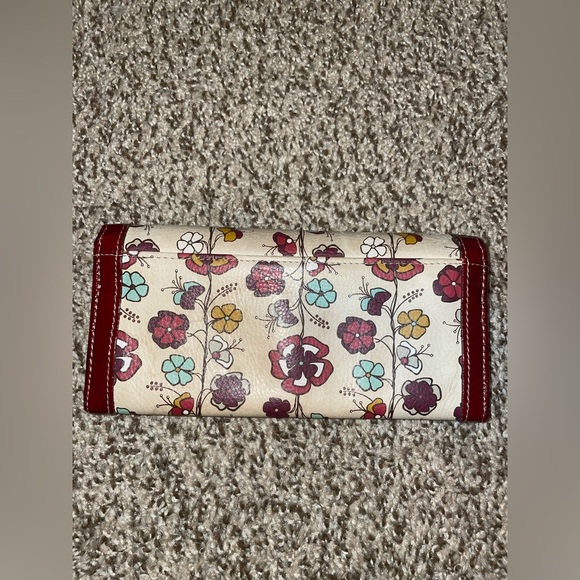 Fossil Wallet - Picture 3 of 8